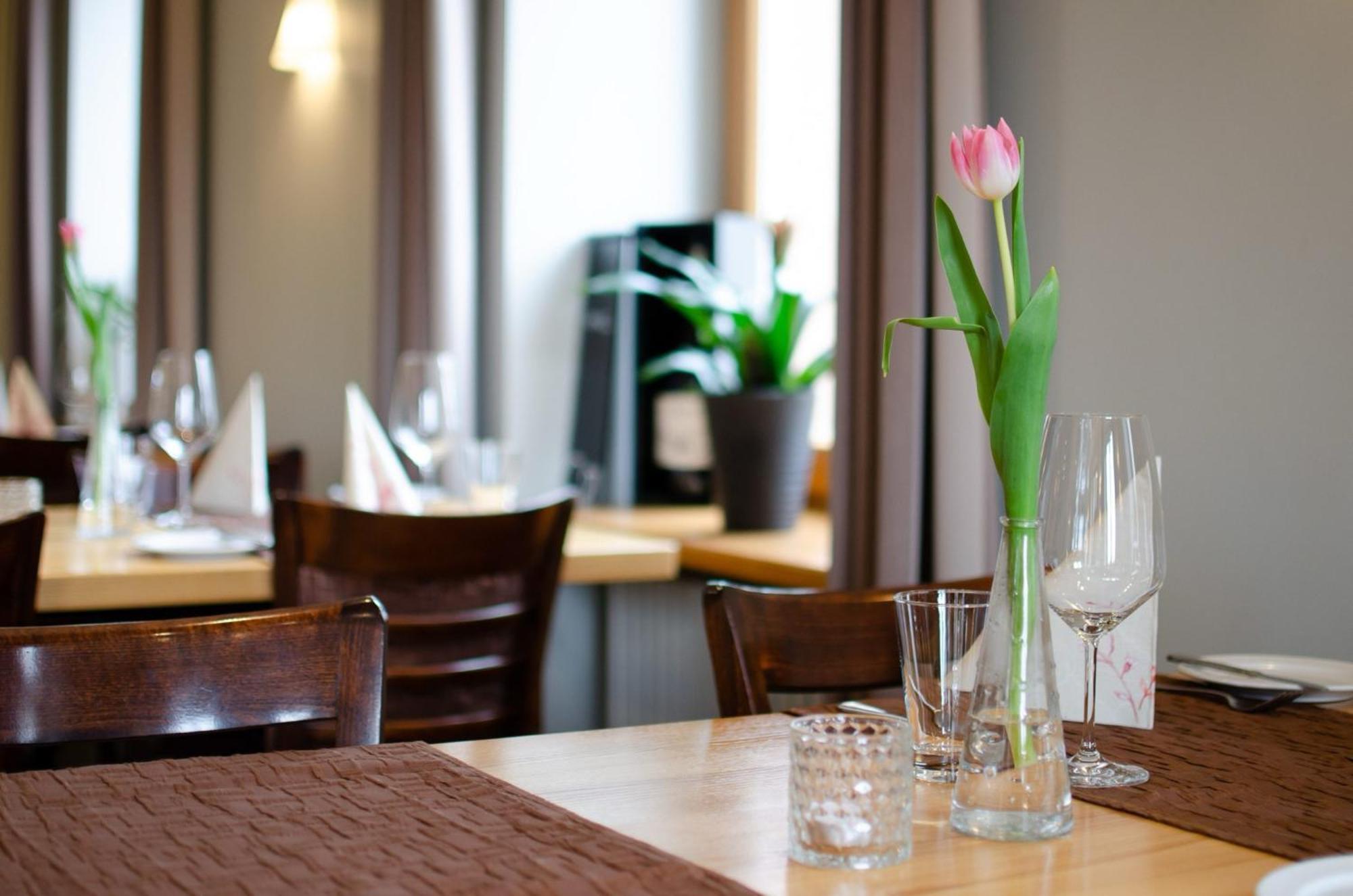 Restaurant&Appartements In Vino Veritas Haslach im Kinzigtal Extérieur photo